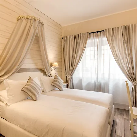 Casa Tua Vaticano Affittacamere 4*