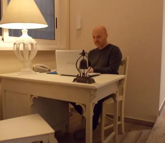 Casa Tua Vaticano روما